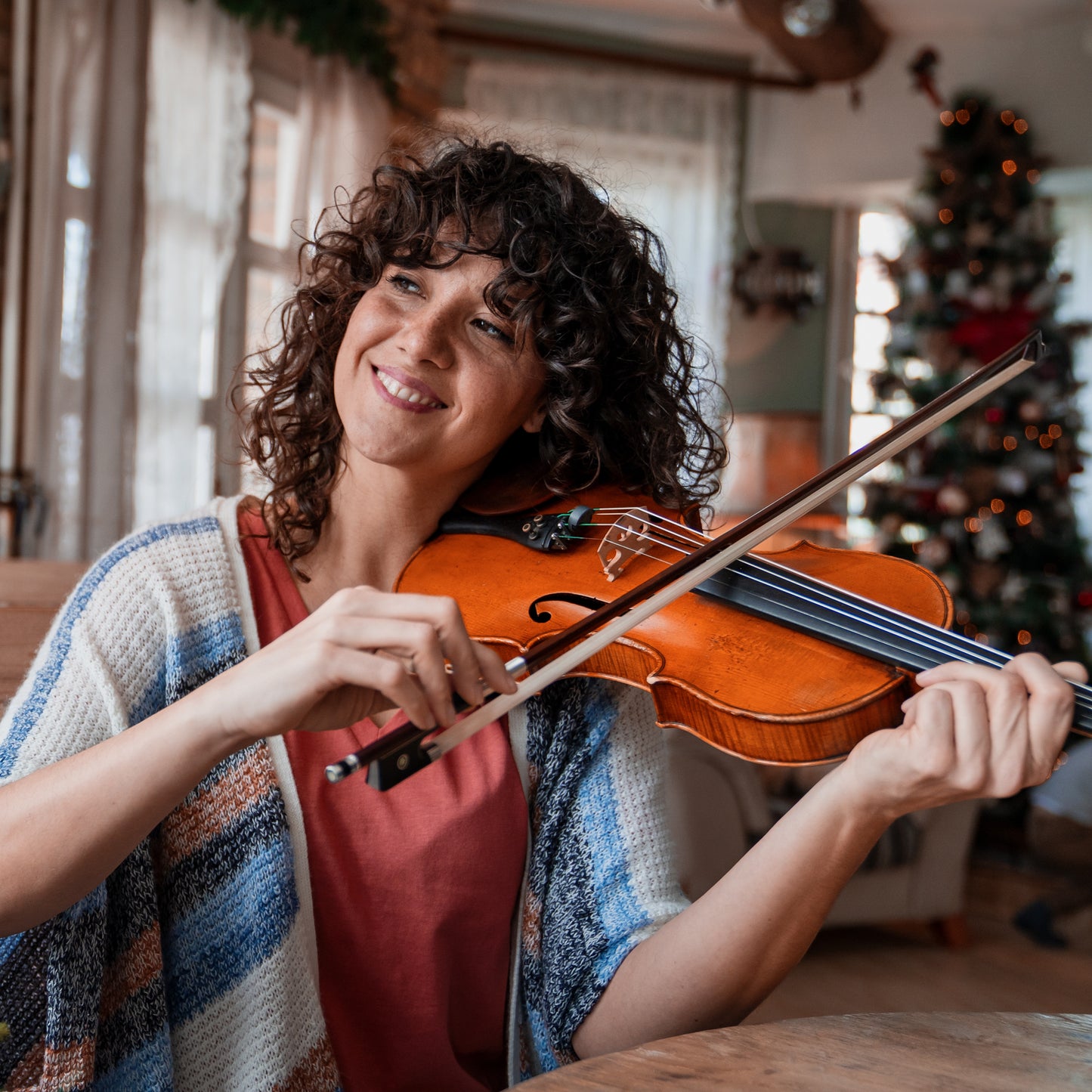 ADM  4/4 Full Size Violin Set Solid Wood Ebony for Teens Students Starter Kit