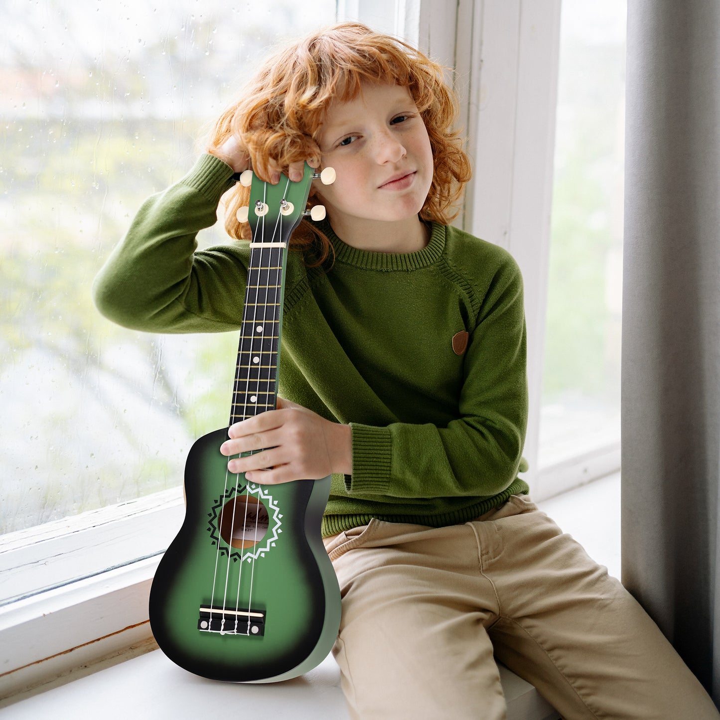 ADM Ukulele for Beginners Hawaiian Wood Ukelele Kit for Kids Adult Student Starter Professional Ukalelee Pack Bundle with Free Lessons Gig Bag Strap Nylon String Tuner (Greenbrust, 21 Inch)